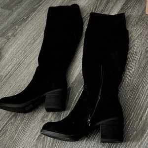 Black Heel boot